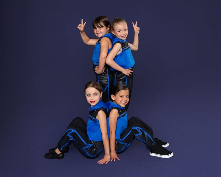 Group-Poses_362